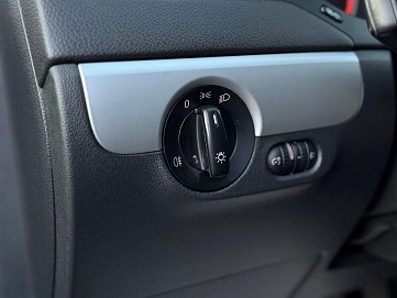Volkswagen Jetta, 2012г, передний привод, автомат