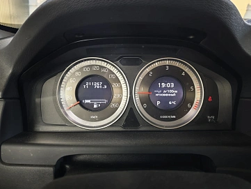 Volvo XC70, 2012г, полный привод, автомат