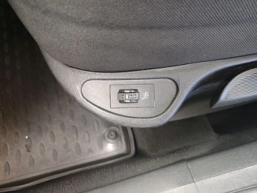 Peugeot 308, 2008г, передний привод, автомат