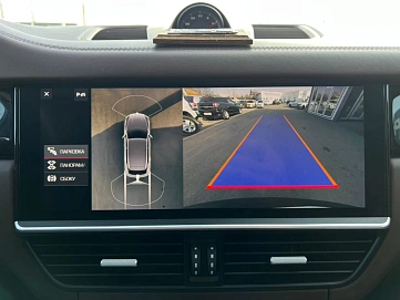 Porsche Cayenne, 2018г, передний привод, автомат