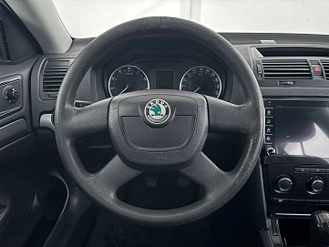 Skoda Octavia, 2012г, передний привод, механика