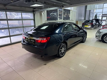 Toyota Camry, 2011г, передний привод, автомат