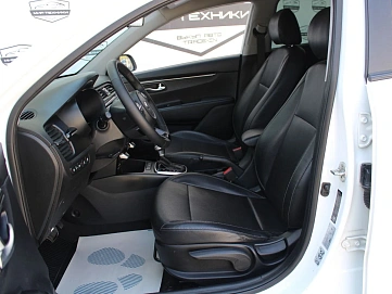 Kia , 2019г., передний привод, автомат