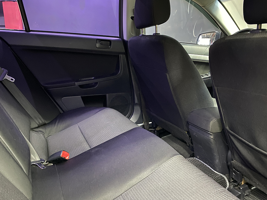 Mitsubishi Lancer, 2010г., передний привод, механика