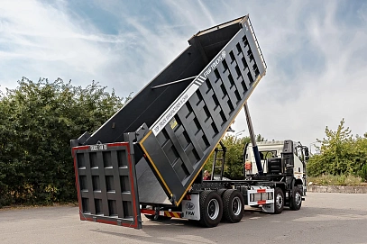 FAW J6 CA3310, 2023г, Задний привод, Механическая