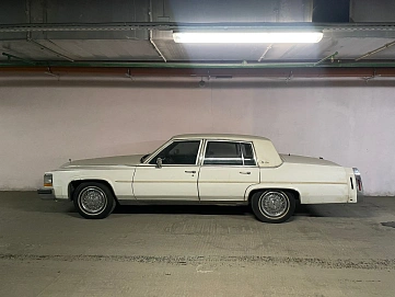 Cadillac Fleetwood, 1986г, задний привод, автомат