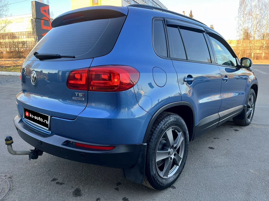 Volkswagen Tiguan, 2011г., передний привод, механика