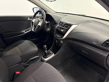 Hyundai Solaris, 2011г, передний привод, механика