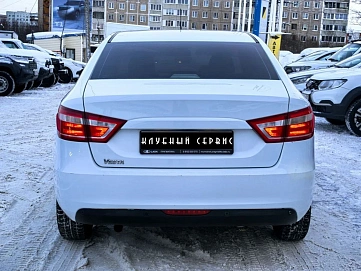 Lada (ВАЗ) Vesta, 2018г, передний привод, механика