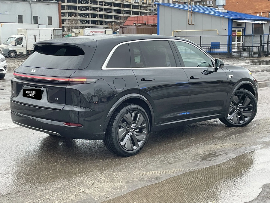 LiXiang L7, 2024г., полный привод, автомат
