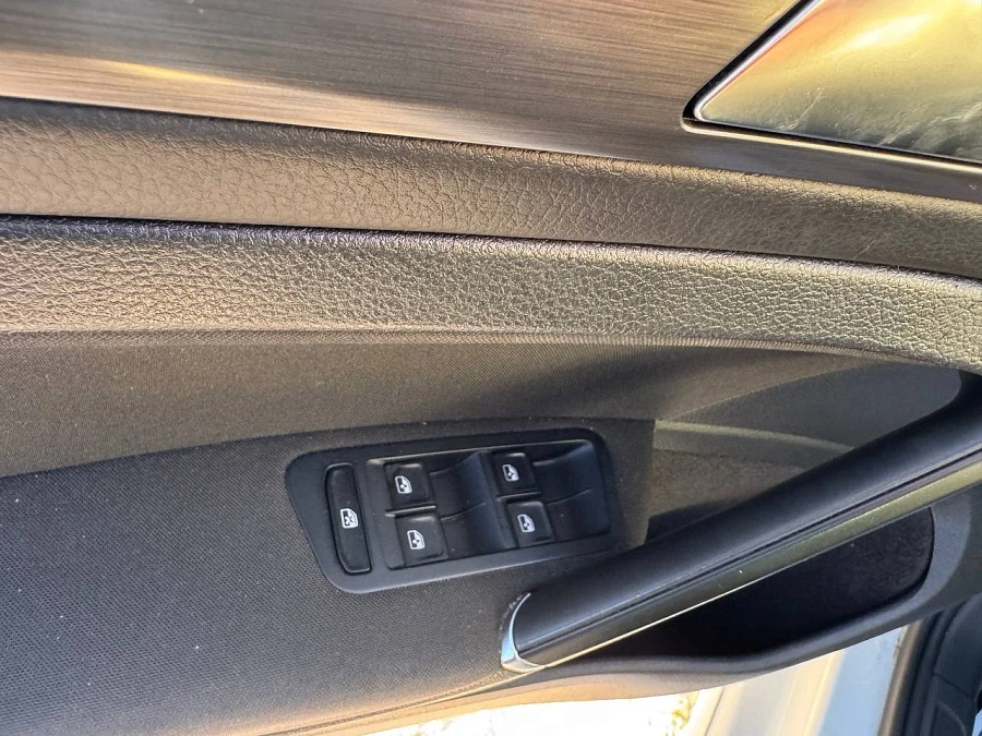 Volkswagen Golf, 2019г., передний привод, механика