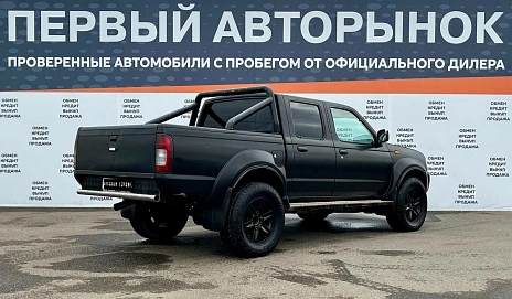 Nissan NP300, 2014г, передний привод, механика