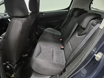 Peugeot 308, 2011г, передний привод, механика