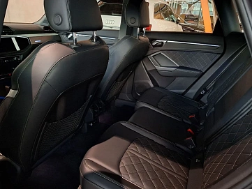 Audi Q3, 2025г, передний привод, робот