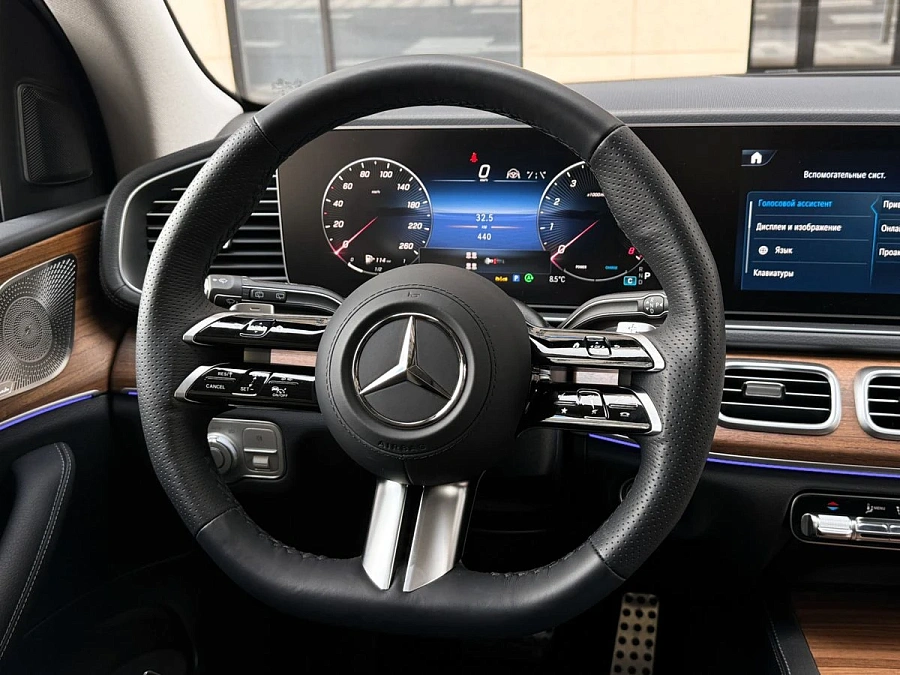 Mercedes-Benz GLS, 2025г., полный привод, автомат