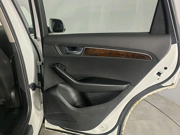 Audi Q5, 2010г, полный привод, робот