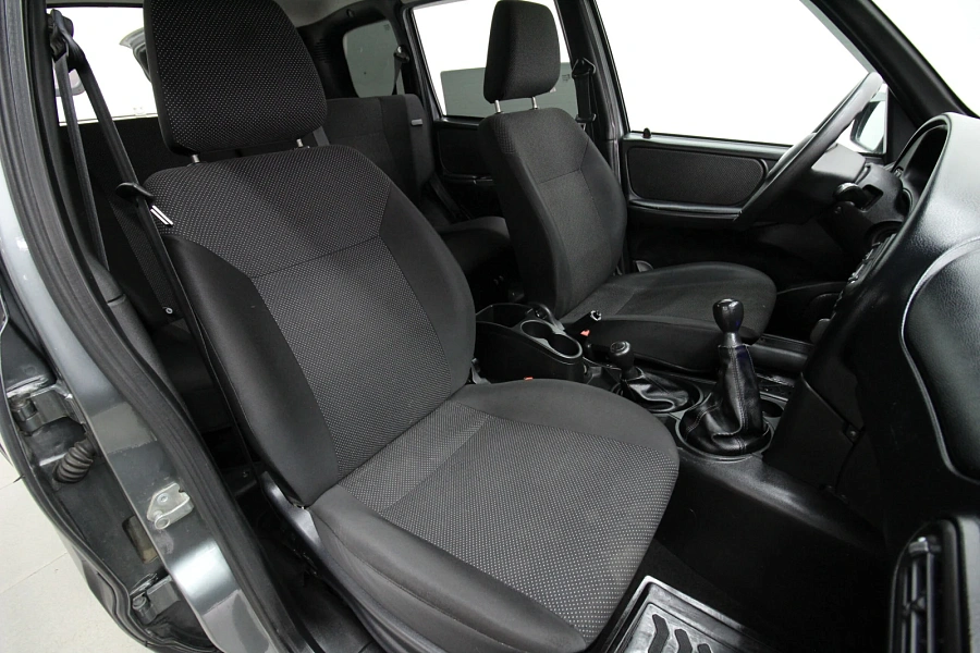 Chevrolet Niva, 2017г., полный привод, механика
