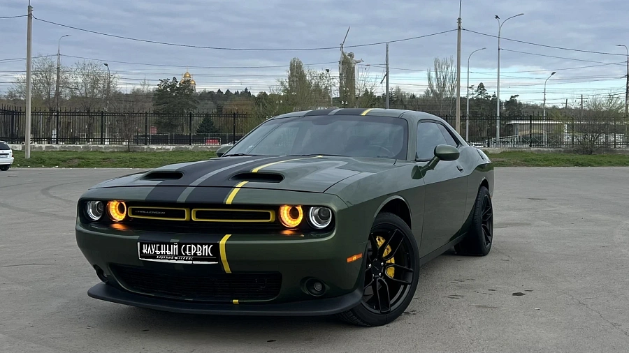 Dodge Challenger, 2020г., задний привод, автомат
