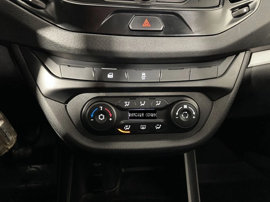 Lada (ВАЗ) Vesta, 2018г., передний привод, механика