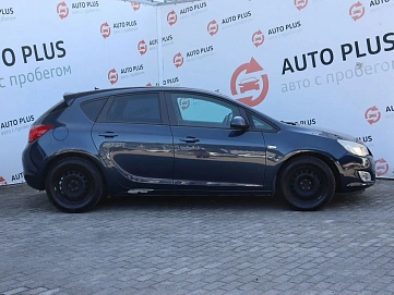 Opel Astra, 2010г, передний привод, автомат