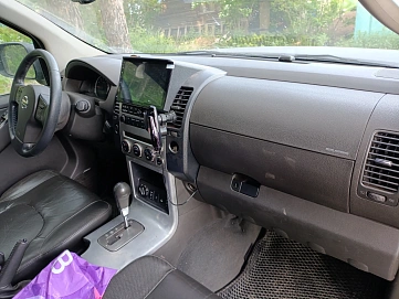 Nissan Pathfinder, 2008г, задний привод, автомат