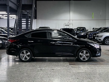 Hyundai Solaris, 2017г, передний привод, автомат