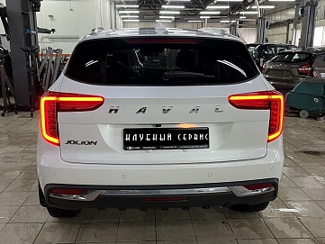 Haval Jolion, 2023г, передний привод, робот
