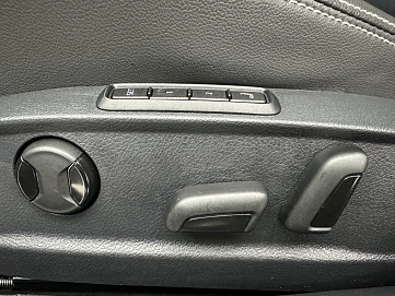 Volkswagen Magotan, 2022г, передний привод, робот