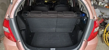 Honda Fit, 2012г, передний привод, вариатор