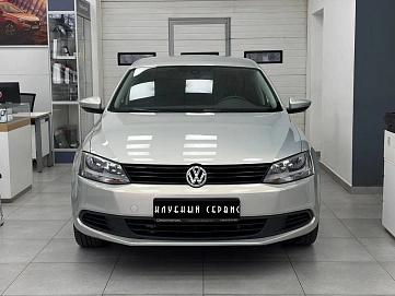 Volkswagen Jetta, 2014г, передний привод, автомат