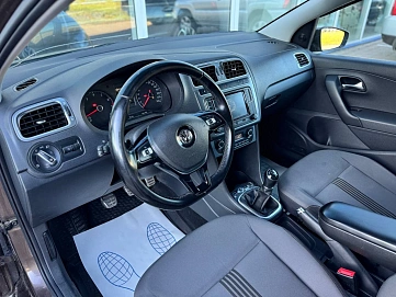 Volkswagen Polo, 2016г, передний привод, механика