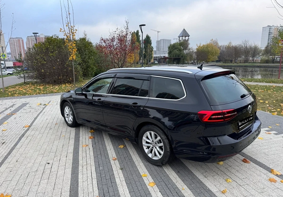 Volkswagen Passat, 2019г., передний привод, робот