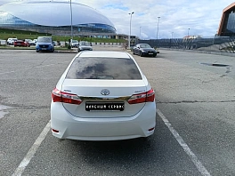 Toyota Corolla, 2014г, передний привод, вариатор