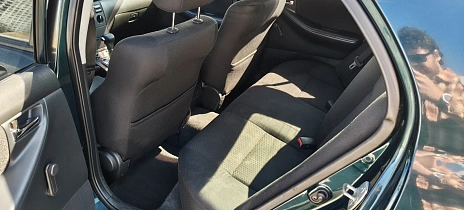 Toyota Corolla, 2005г, передний привод, автомат