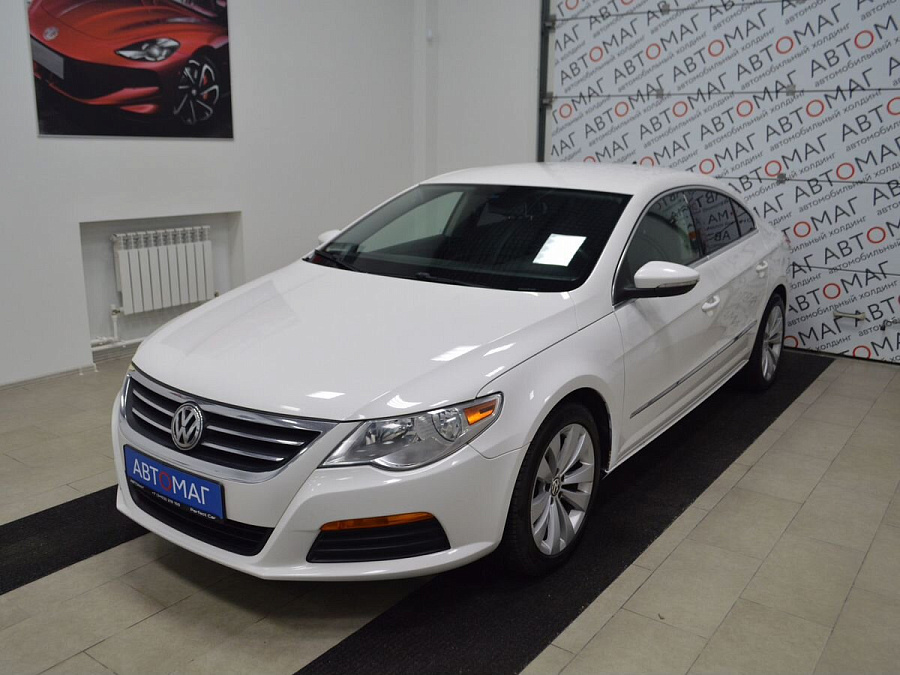 Volkswagen Passat CC, 2010г., передний привод, робот