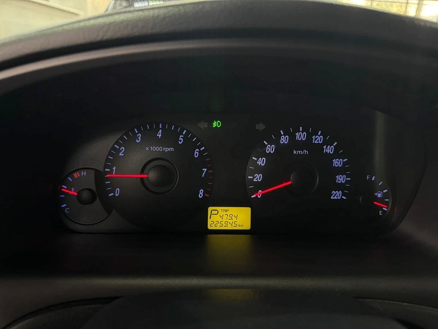Hyundai Elantra, 2008г., передний привод, автомат