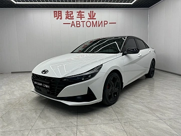 Hyundai Elantra, 2022г, передний привод, вариатор