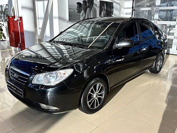 Hyundai Elantra, 2009г, передний привод, механика