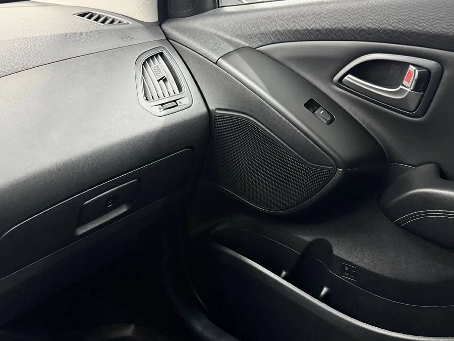 Hyundai ix35, 2014г., передний привод, автомат