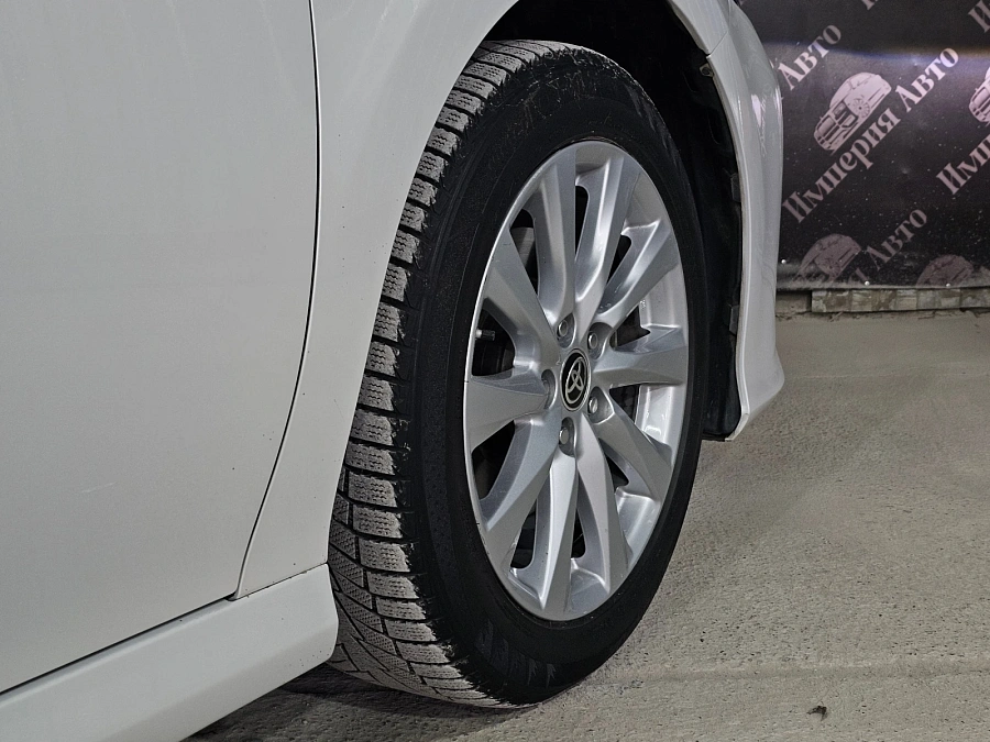 Toyota Camry, 2020г., передний привод, автомат