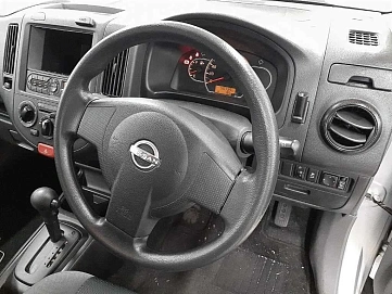 Nissan AD, 2021г, передний привод, вариатор