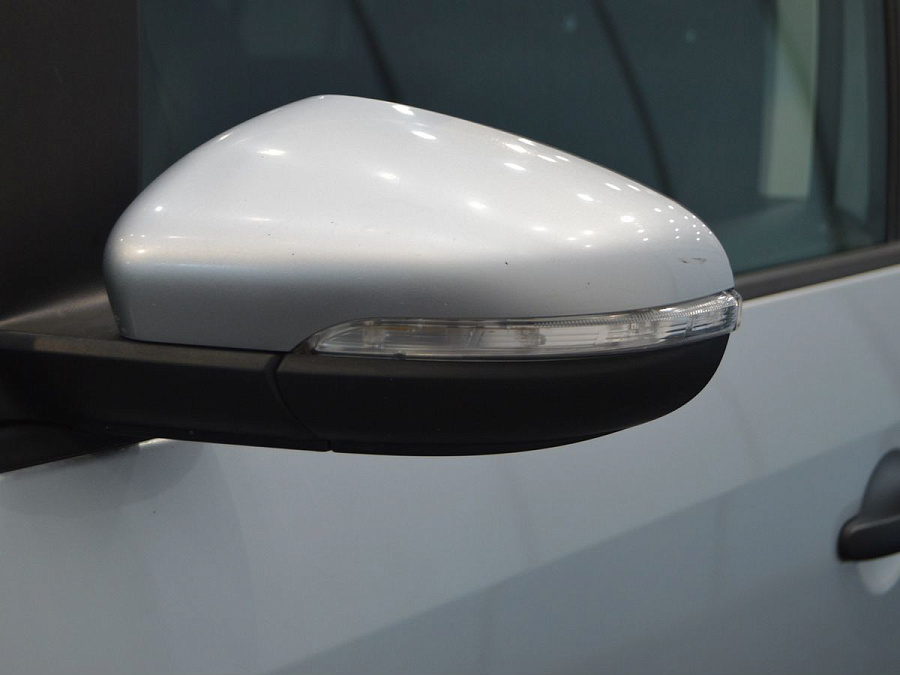 Volkswagen Touran, 2011г., передний привод, робот