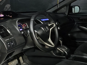 Honda Civic, 2009г., передний привод, автомат