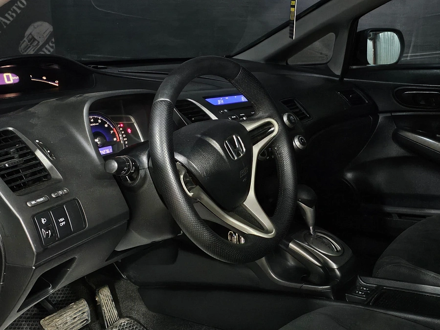Honda Civic, 2009г., передний привод, автомат
