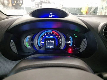 Honda Insight, 2011г, передний привод, вариатор