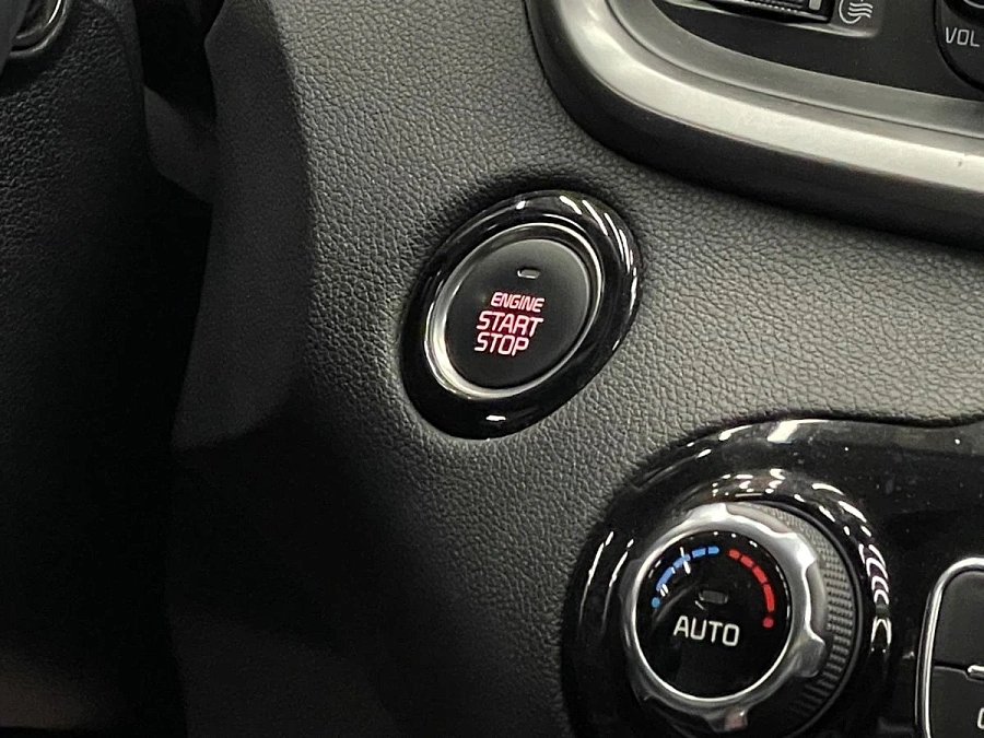 Kia , 2019г., полный привод, автомат
