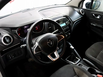 Renault Kaptur, 2020г, передний привод, вариатор