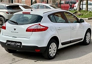 Renault Megane, 2012г., передний привод, механика