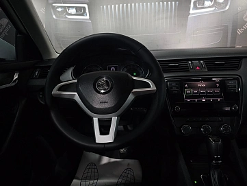 Skoda Octavia, 2019г, передний привод, автомат