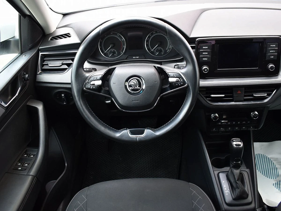 Skoda Rapid, 2021г., передний привод, автомат